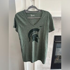 Nike Dri-FIT spartan Green loose fit Tee| size m